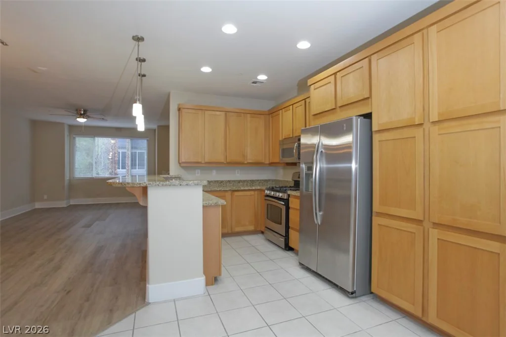 9050 Tropicana, Las Vegas, NV 89147