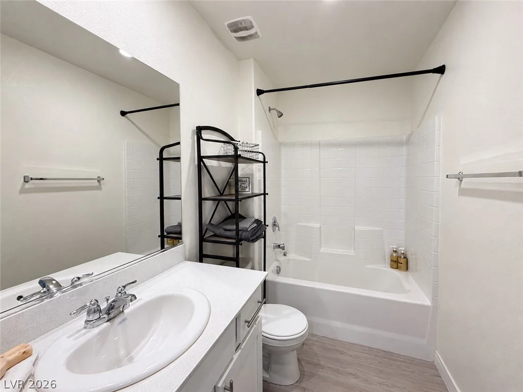 5622 Sunset Sedona, North Las Vegas, NV 89081
