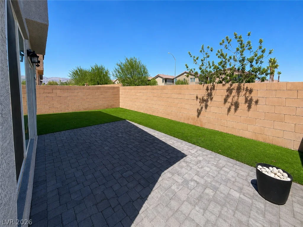 5622 Sunset Sedona, North Las Vegas, NV 89081