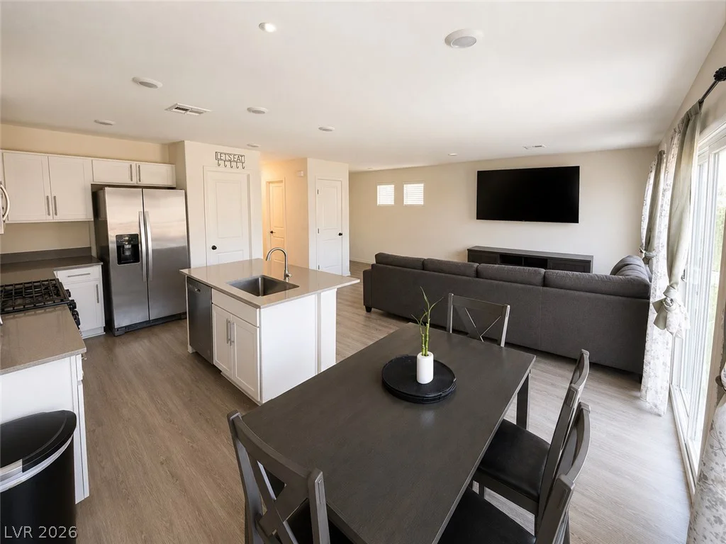 5622 Sunset Sedona, North Las Vegas, NV 89081