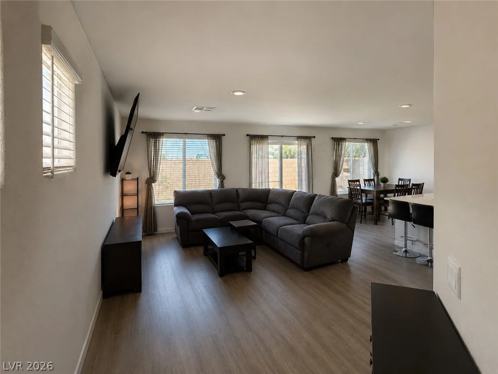 5622 Sunset Sedona, North Las Vegas, NV 89081