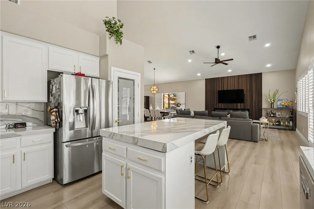 9521 Marina Valley, Las Vegas, NV 89147