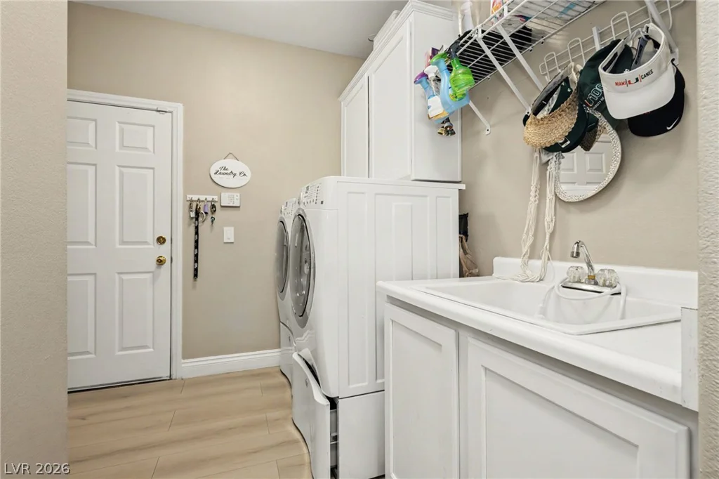 9521 Marina Valley, Las Vegas, NV 89147