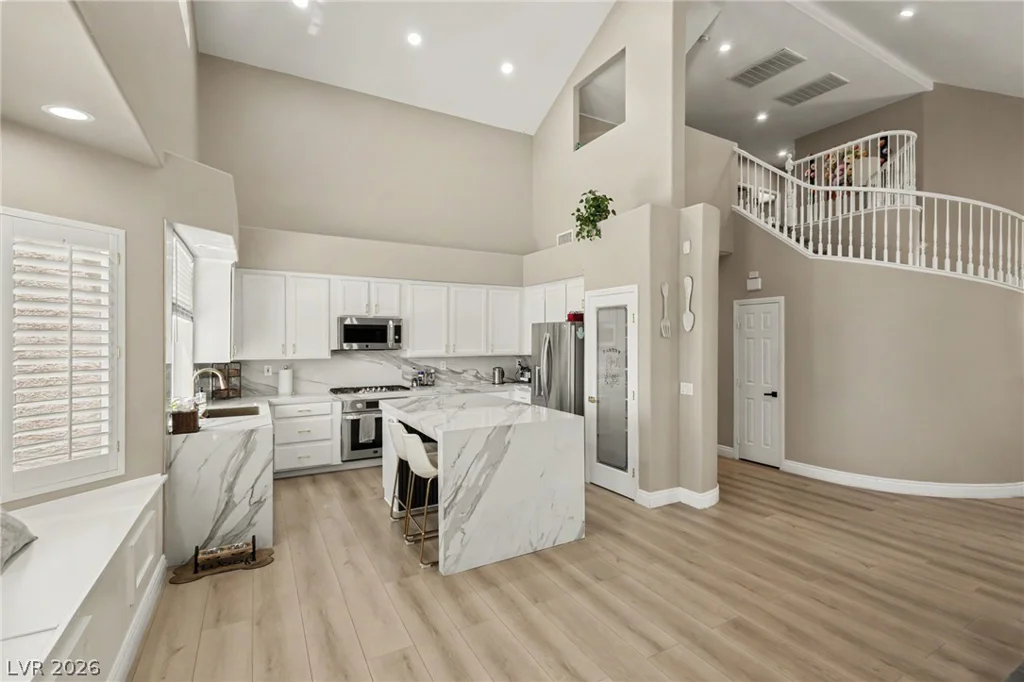 9521 Marina Valley, Las Vegas, NV 89147