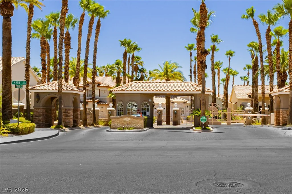 9521 Marina Valley, Las Vegas, NV 89147