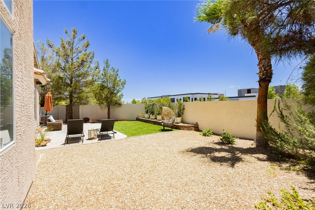 9521 Marina Valley, Las Vegas, NV 89147