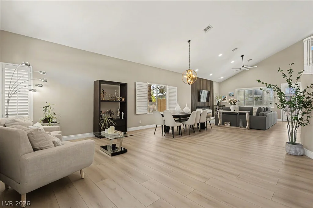 9521 Marina Valley, Las Vegas, NV 89147