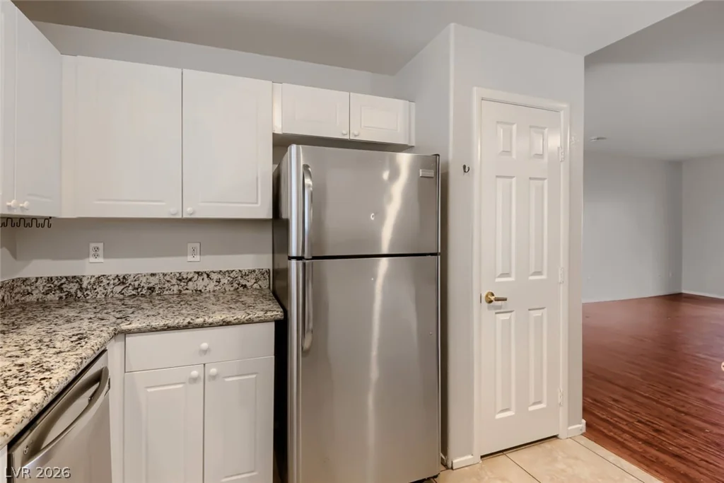 401 Pine Haven, Las Vegas, NV 89144