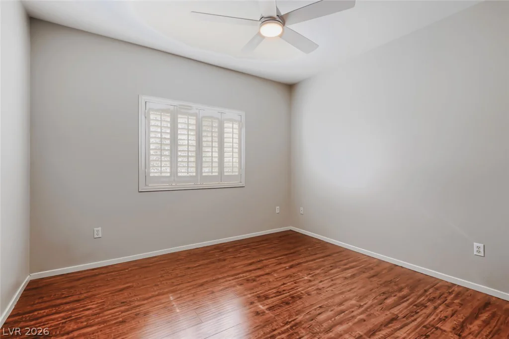401 Pine Haven, Las Vegas, NV 89144