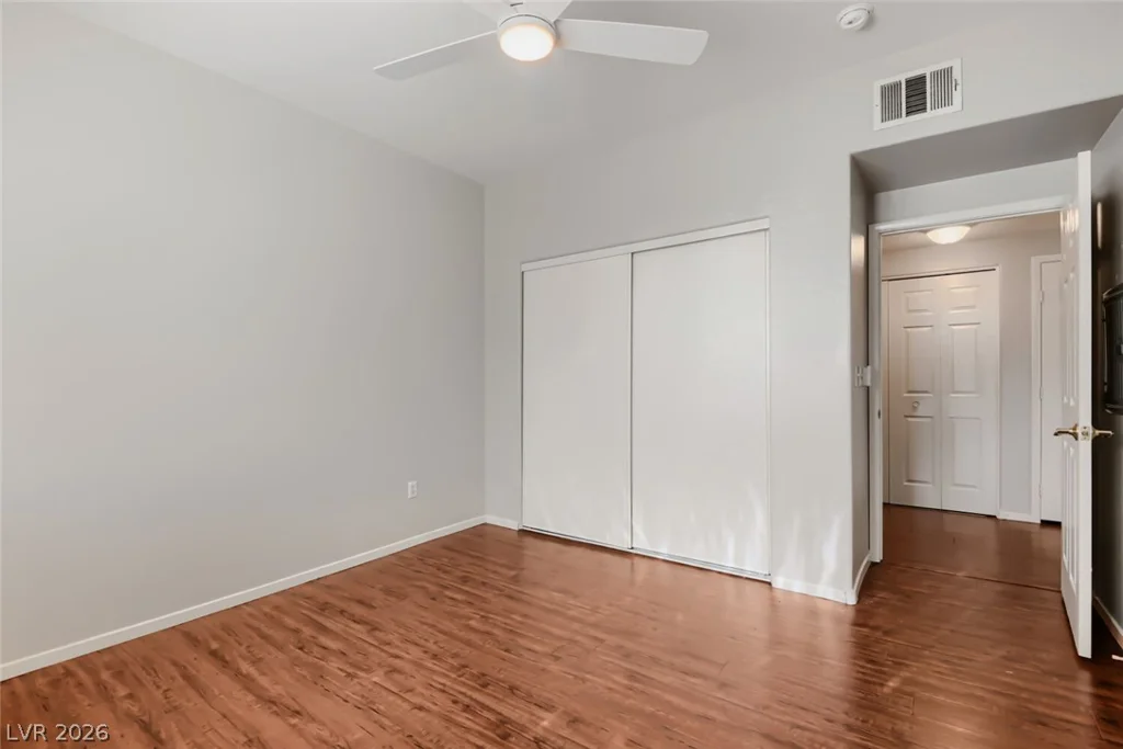 401 Pine Haven, Las Vegas, NV 89144