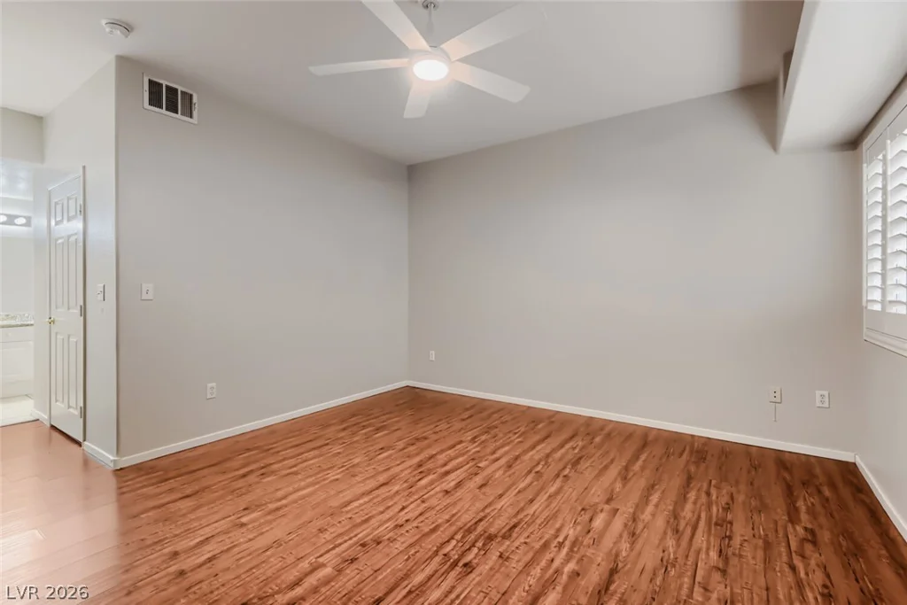 401 Pine Haven, Las Vegas, NV 89144
