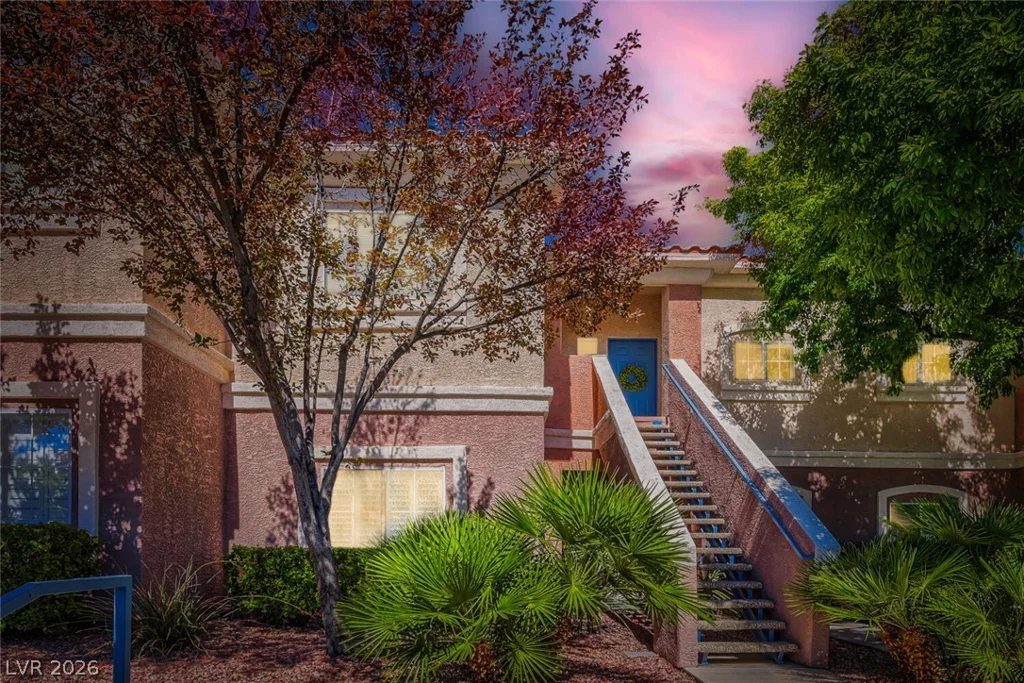 401 Pine Haven, Las Vegas, NV 89144