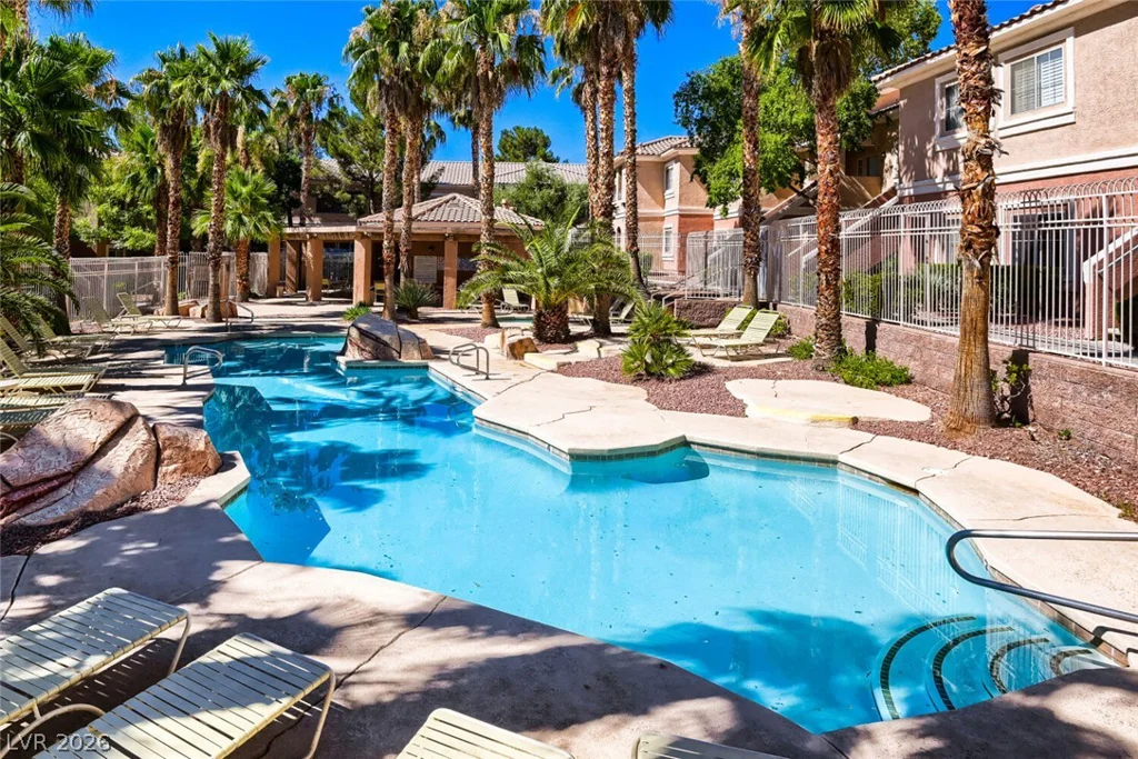 401 Pine Haven, Las Vegas, NV 89144