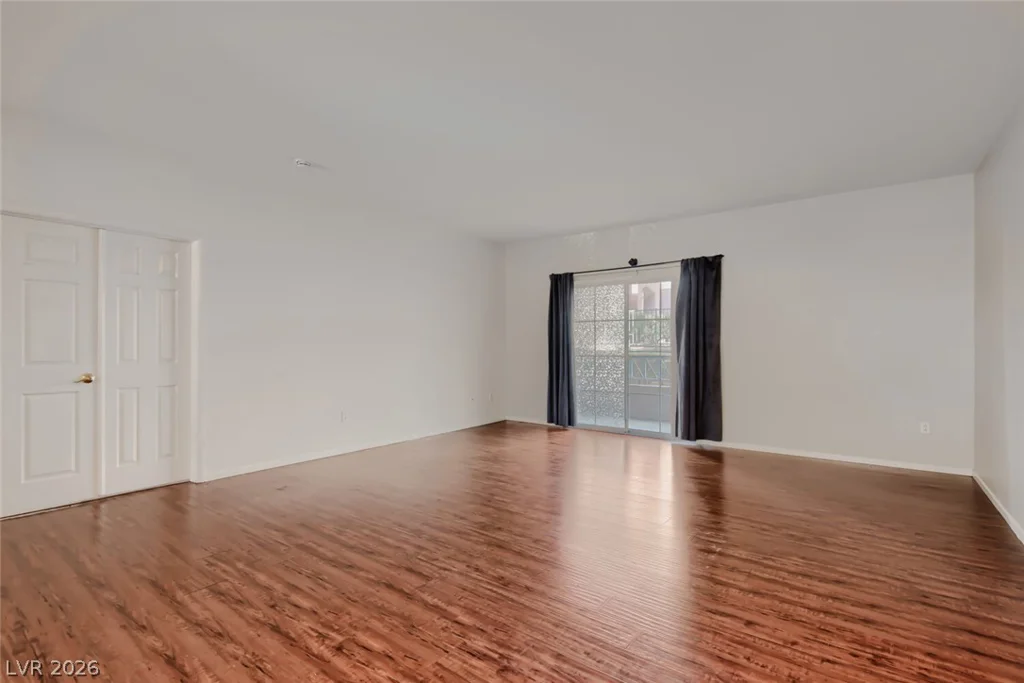 401 Pine Haven, Las Vegas, NV 89144
