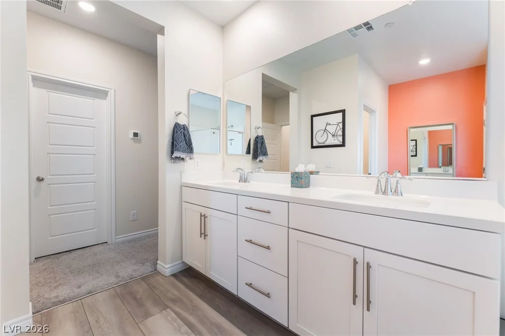 600 Carriage Hill, Las Vegas, NV 89138