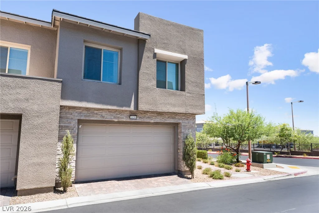 600 Carriage Hill, Las Vegas, NV 89138