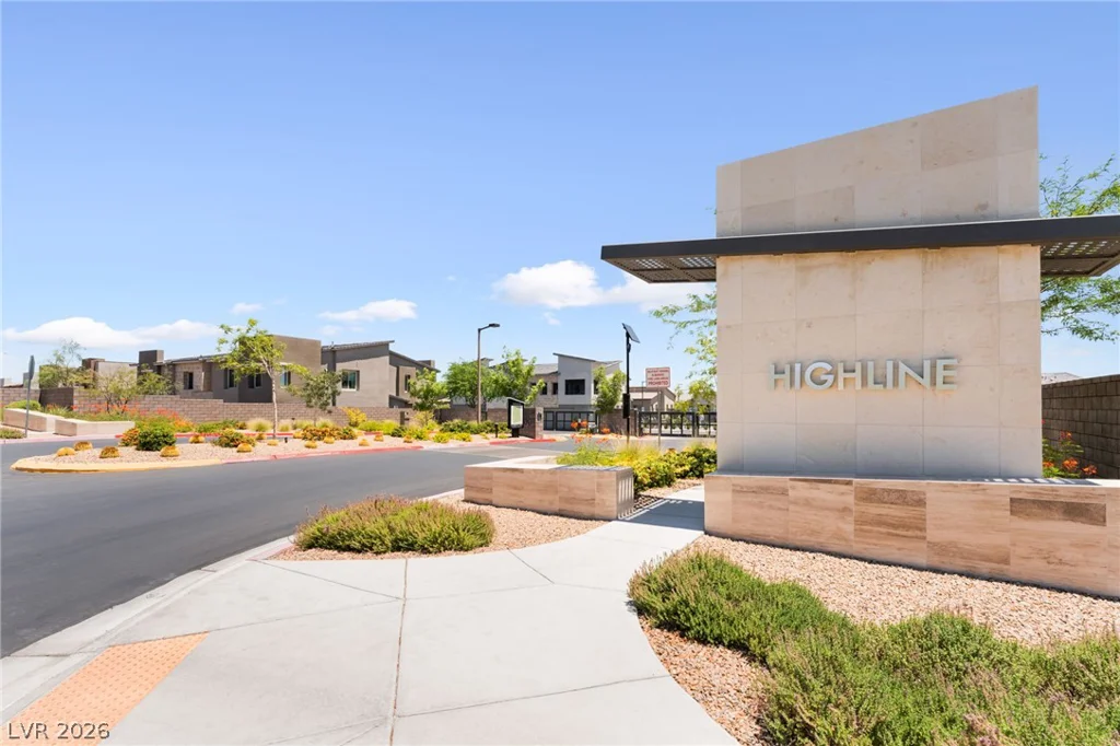 600 Carriage Hill, Las Vegas, NV 89138