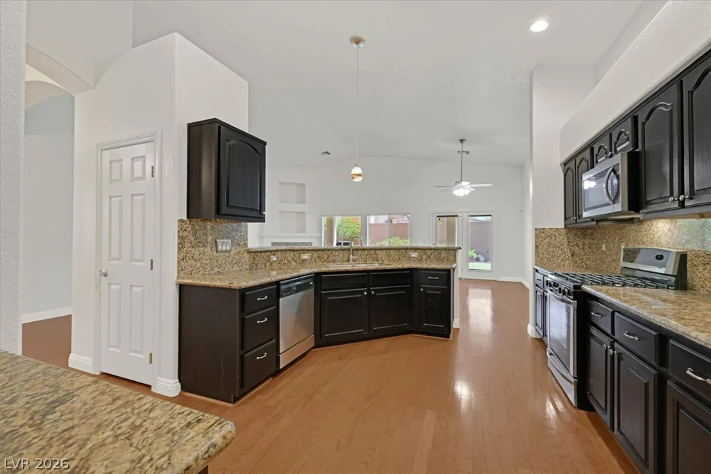 2081 Dakota Lodge, Las Vegas, NV 89123