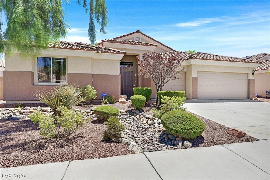 2081 Dakota Lodge, Las Vegas, NV 89123