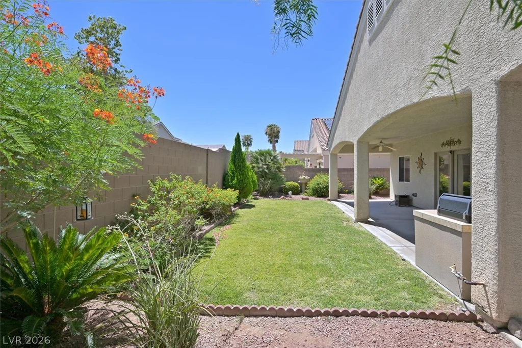 2081 Dakota Lodge, Las Vegas, NV 89123