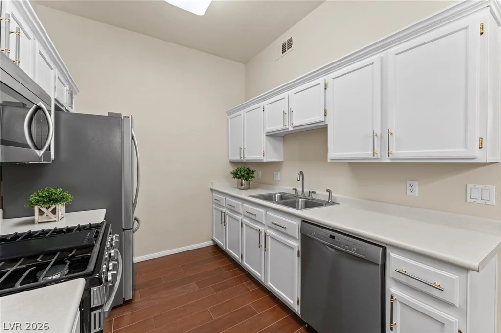 700 Carnegie, Henderson, NV 89052