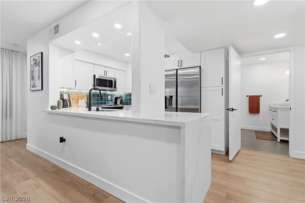 7950 Flamingo, Las Vegas, NV 89147