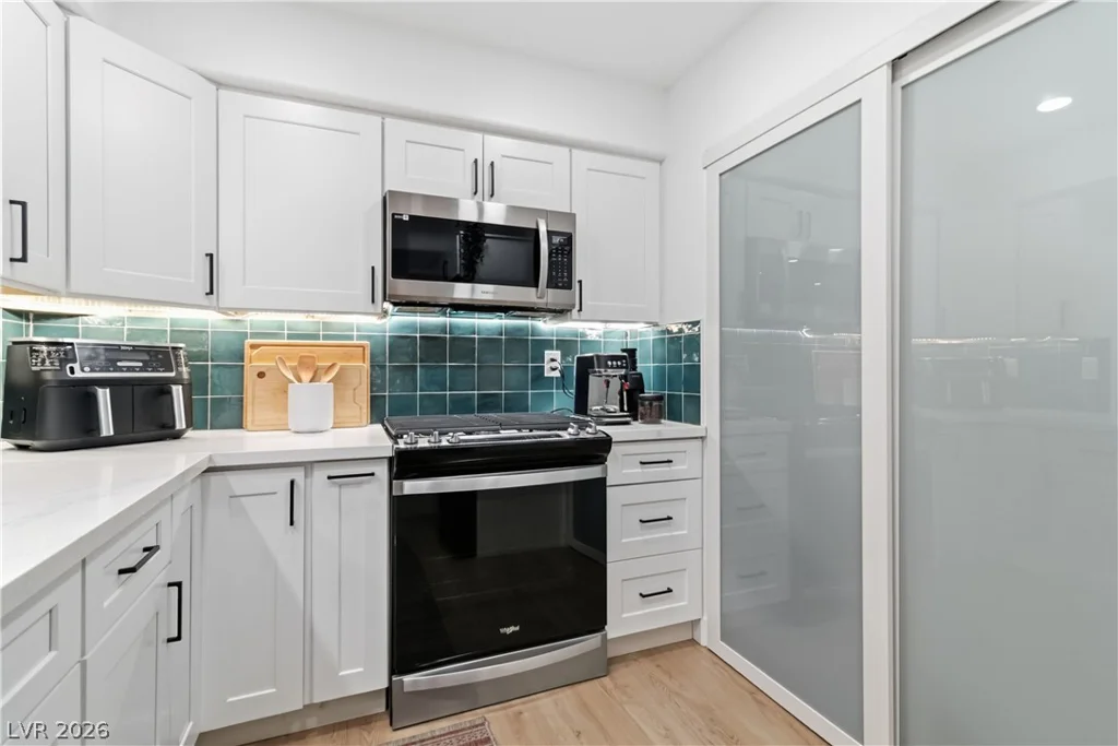 7950 Flamingo, Las Vegas, NV 89147
