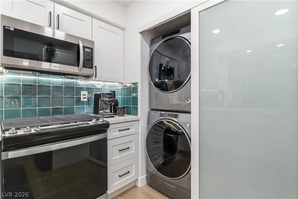 7950 Flamingo, Las Vegas, NV 89147