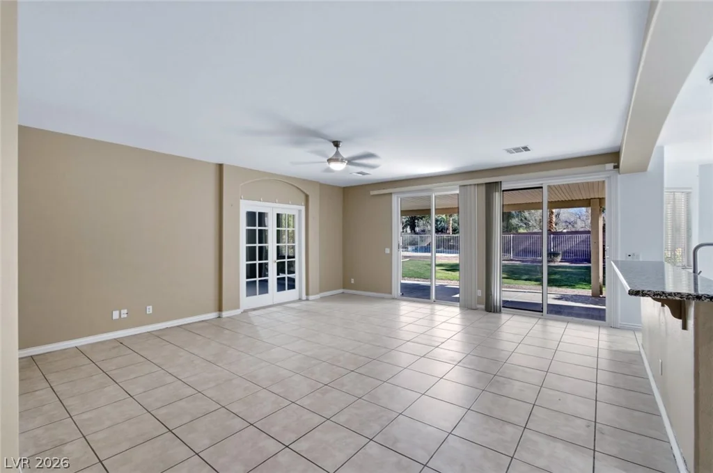 7140 Sudley, Las Vegas, NV 89131