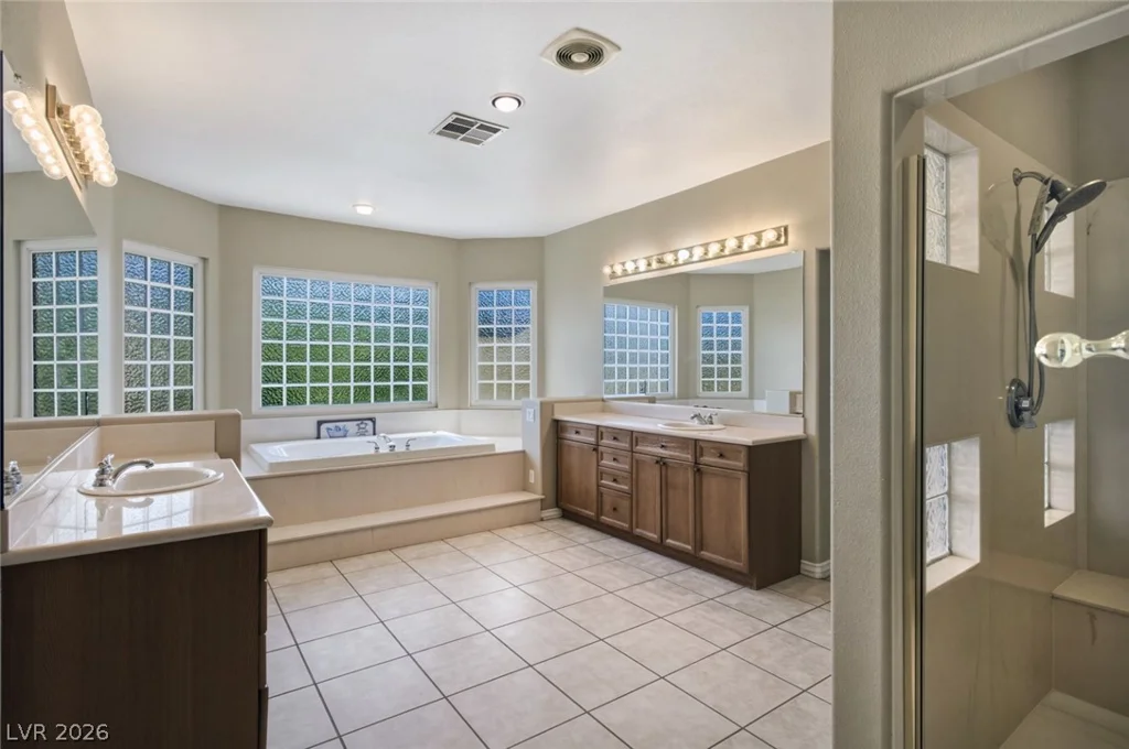 7140 Sudley, Las Vegas, NV 89131