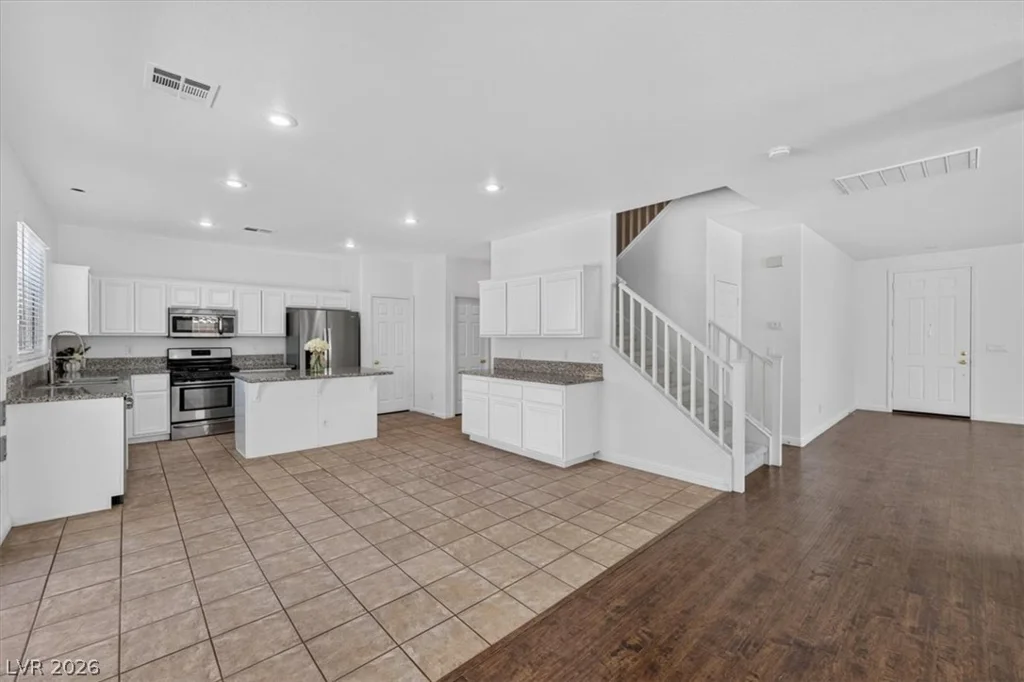 3799 Honey Ridge, Las Vegas, NV 89135