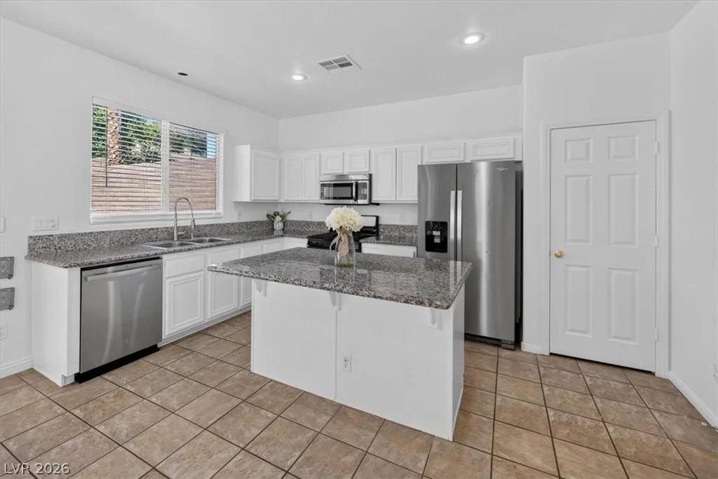 3799 Honey Ridge, Las Vegas, NV 89135