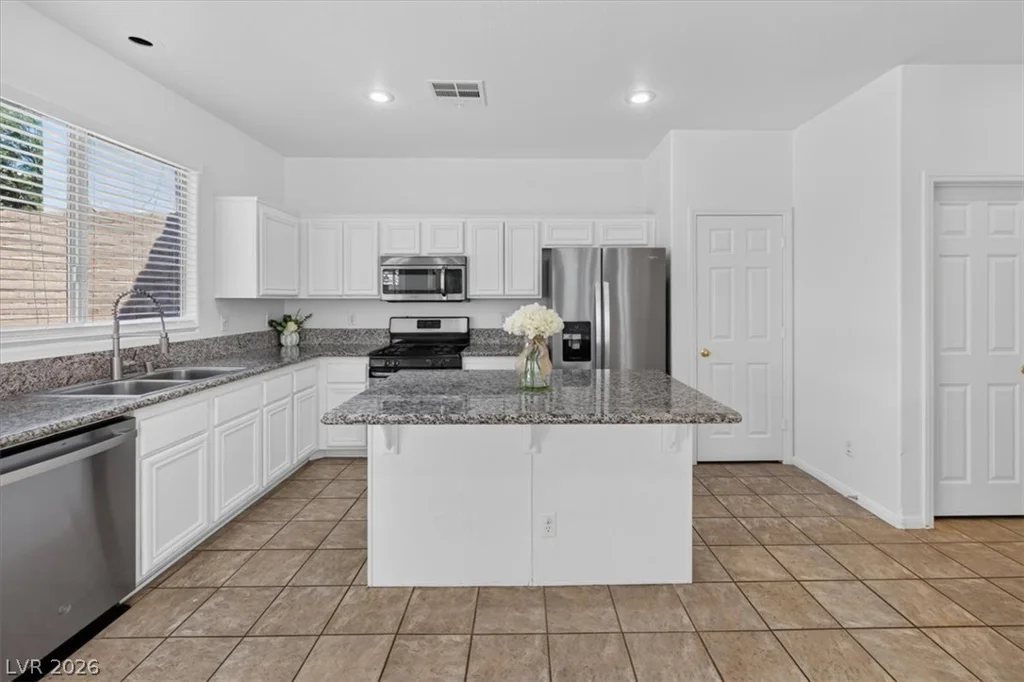 3799 Honey Ridge, Las Vegas, NV 89135