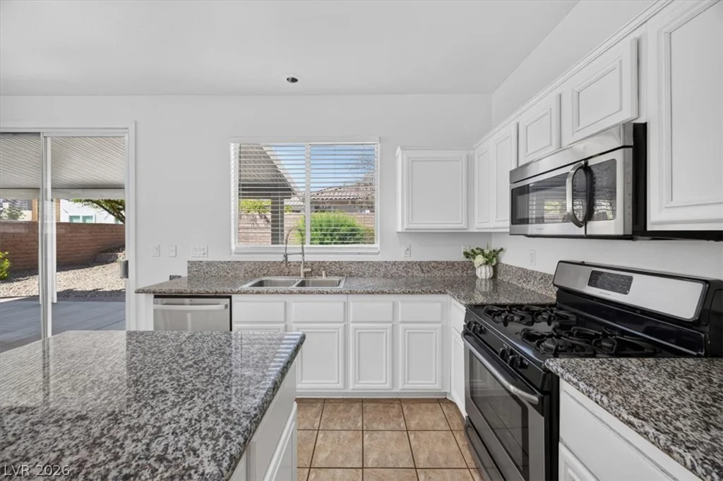 3799 Honey Ridge, Las Vegas, NV 89135