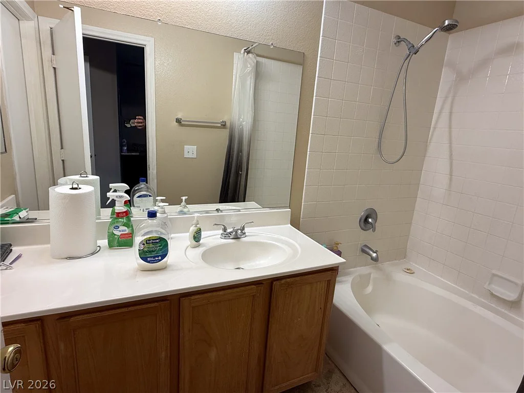 5324 Creeping Ivy, North Las Vegas, NV 89031