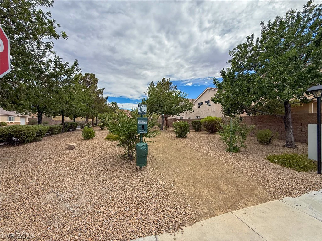 5324 Creeping Ivy, North Las Vegas, NV 89031