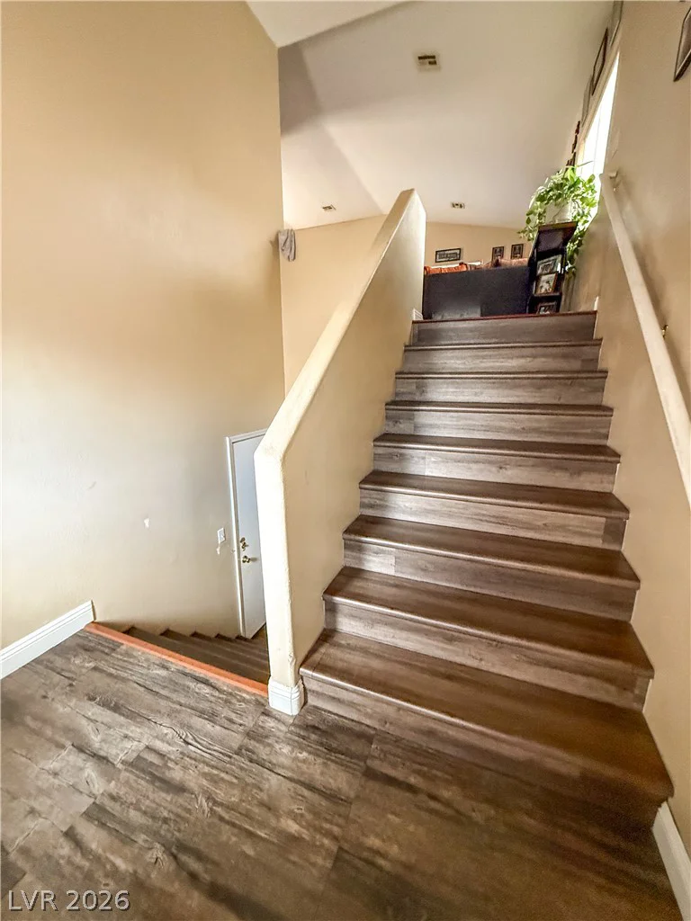5324 Creeping Ivy, North Las Vegas, NV 89031