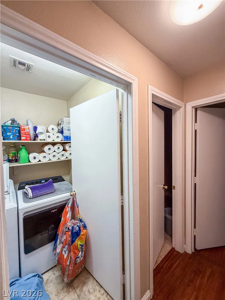5324 Creeping Ivy, North Las Vegas, NV 89031