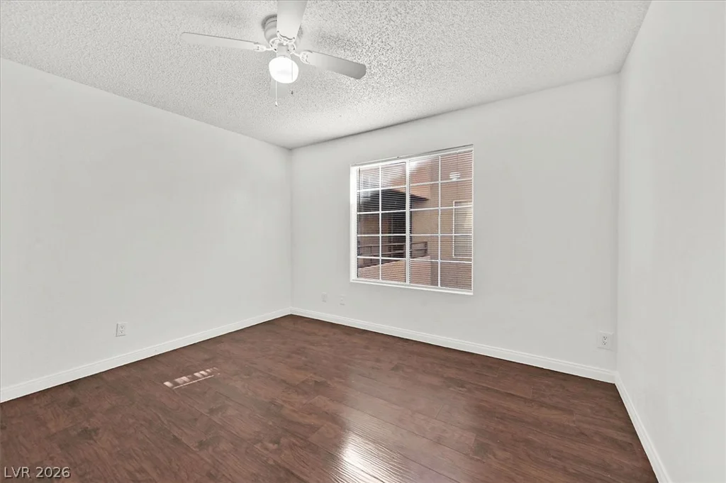 2200 Fort Apache, Las Vegas, NV 89117