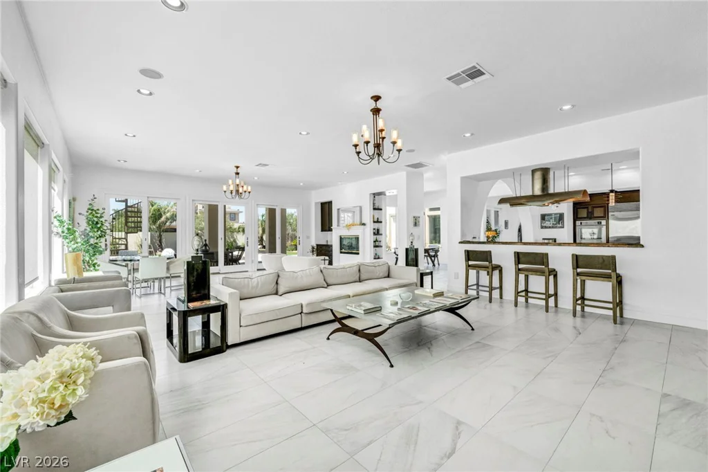 2313 Cedardale, Las Vegas, NV 89134