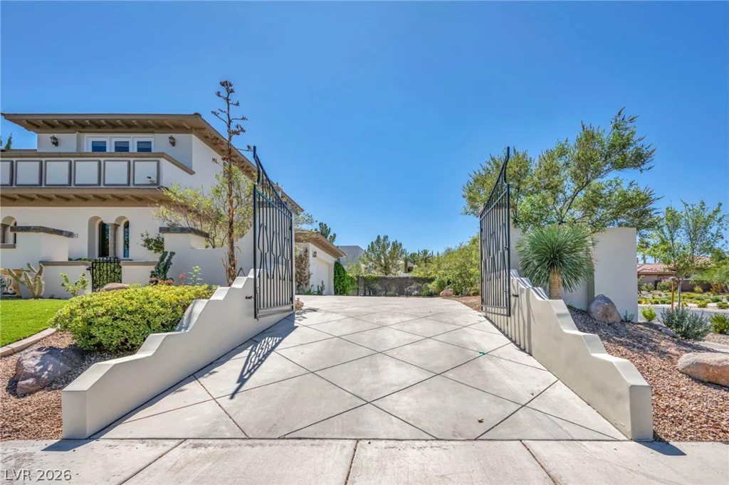 2313 Cedardale, Las Vegas, NV 89134