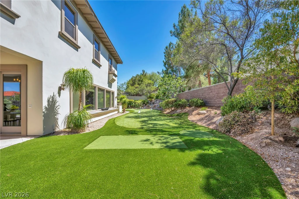 2313 Cedardale, Las Vegas, NV 89134