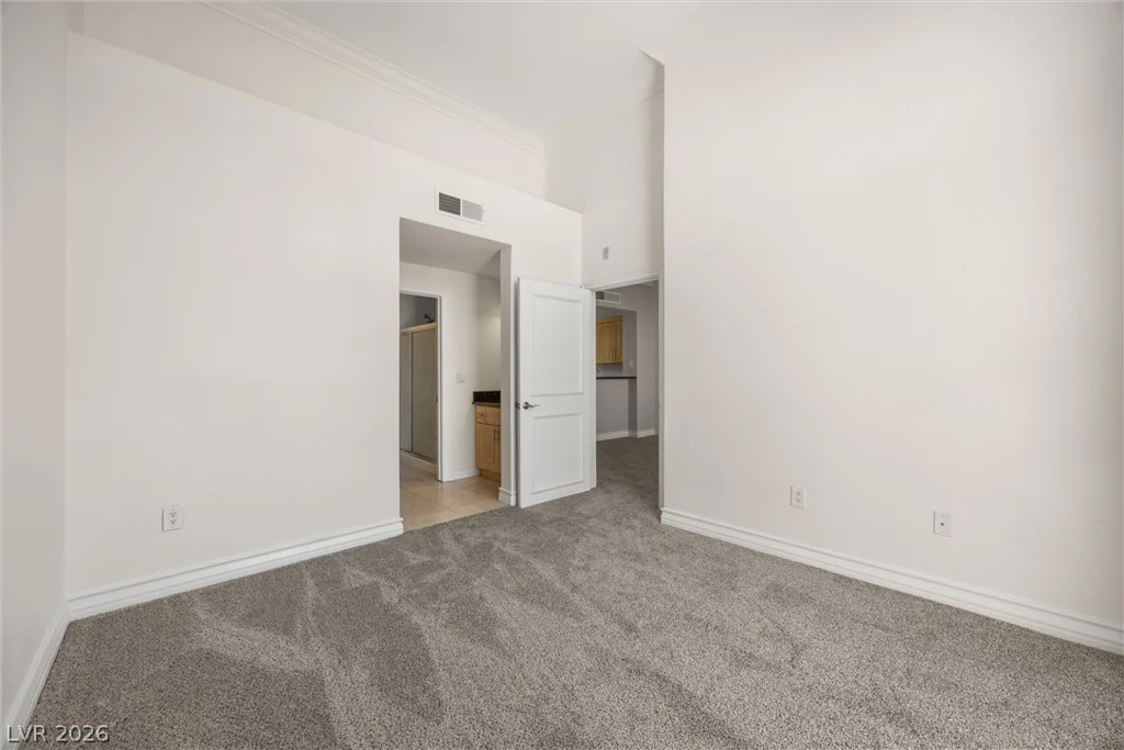 230 Flamingo, Las Vegas, NV 89169