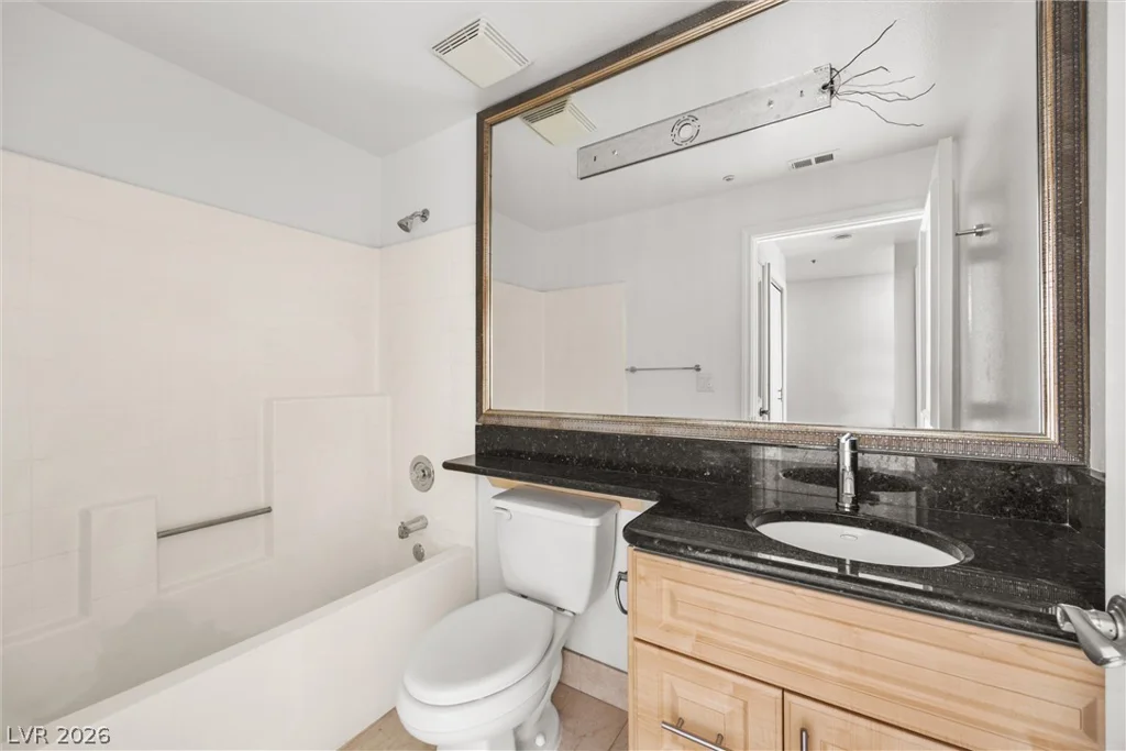 230 Flamingo, Las Vegas, NV 89169