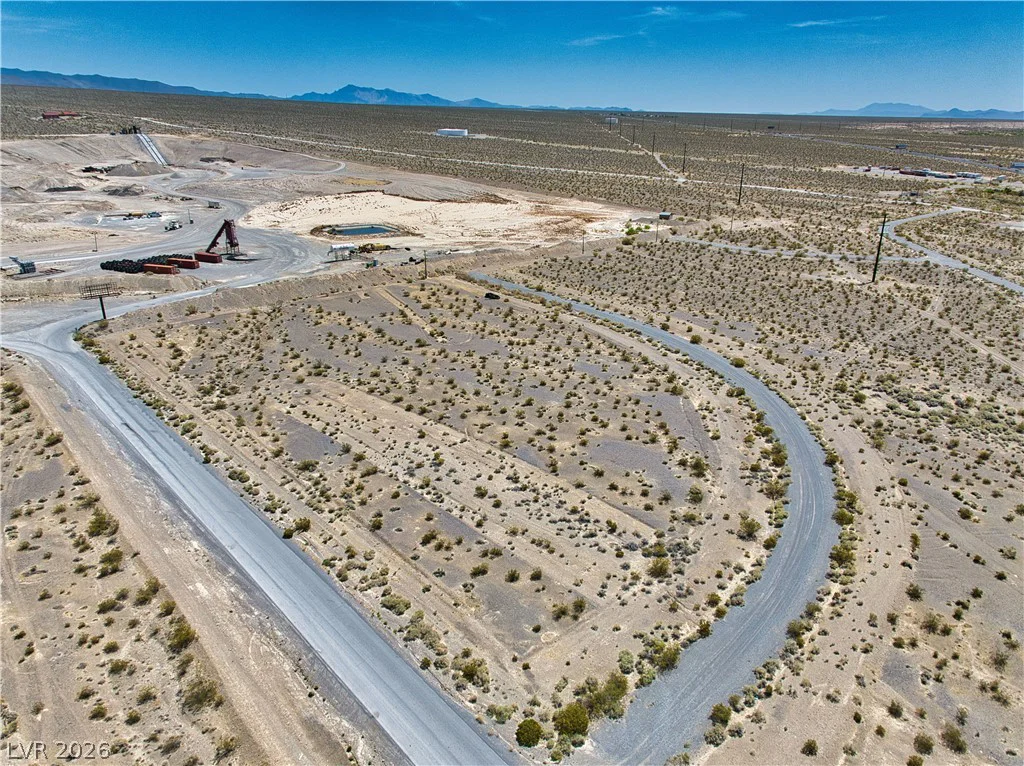 6401 Crazyhorse, Pahrump, NV 89061