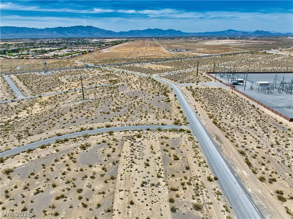 6401 Crazyhorse, Pahrump, NV 89061