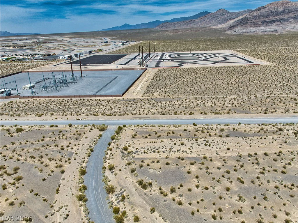 6401 Crazyhorse, Pahrump, NV 89061