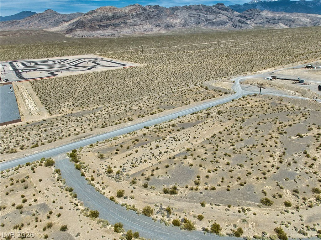 6401 Crazyhorse, Pahrump, NV 89061