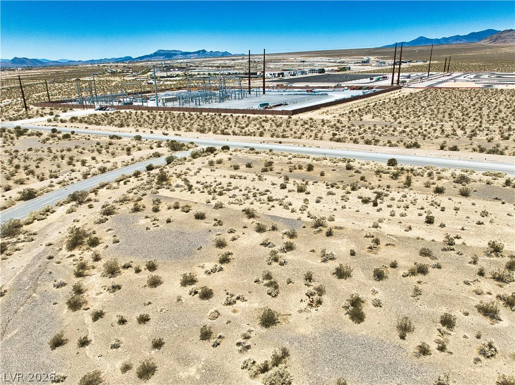 6401 Crazyhorse, Pahrump, NV 89061