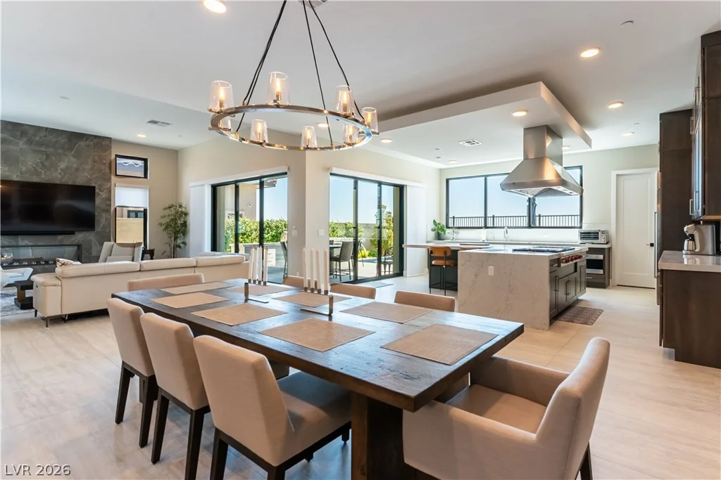 446 Highview Ridge, Las Vegas, NV 89138